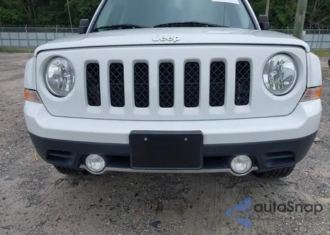 2016 Jeep Patriot High Altitude Edition из США, поврежденный, VIN 1C4NJRFB3GD552322